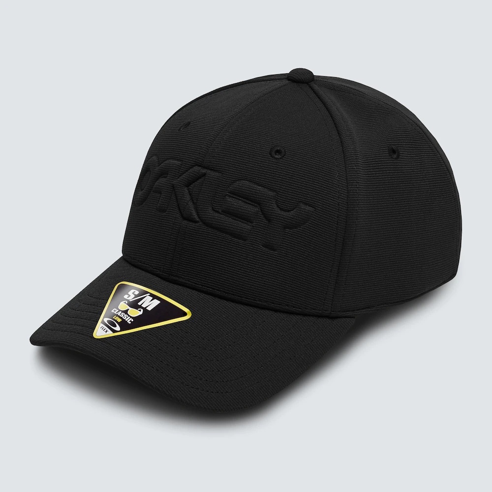 All Black Oakley Stretch Baseball Cap